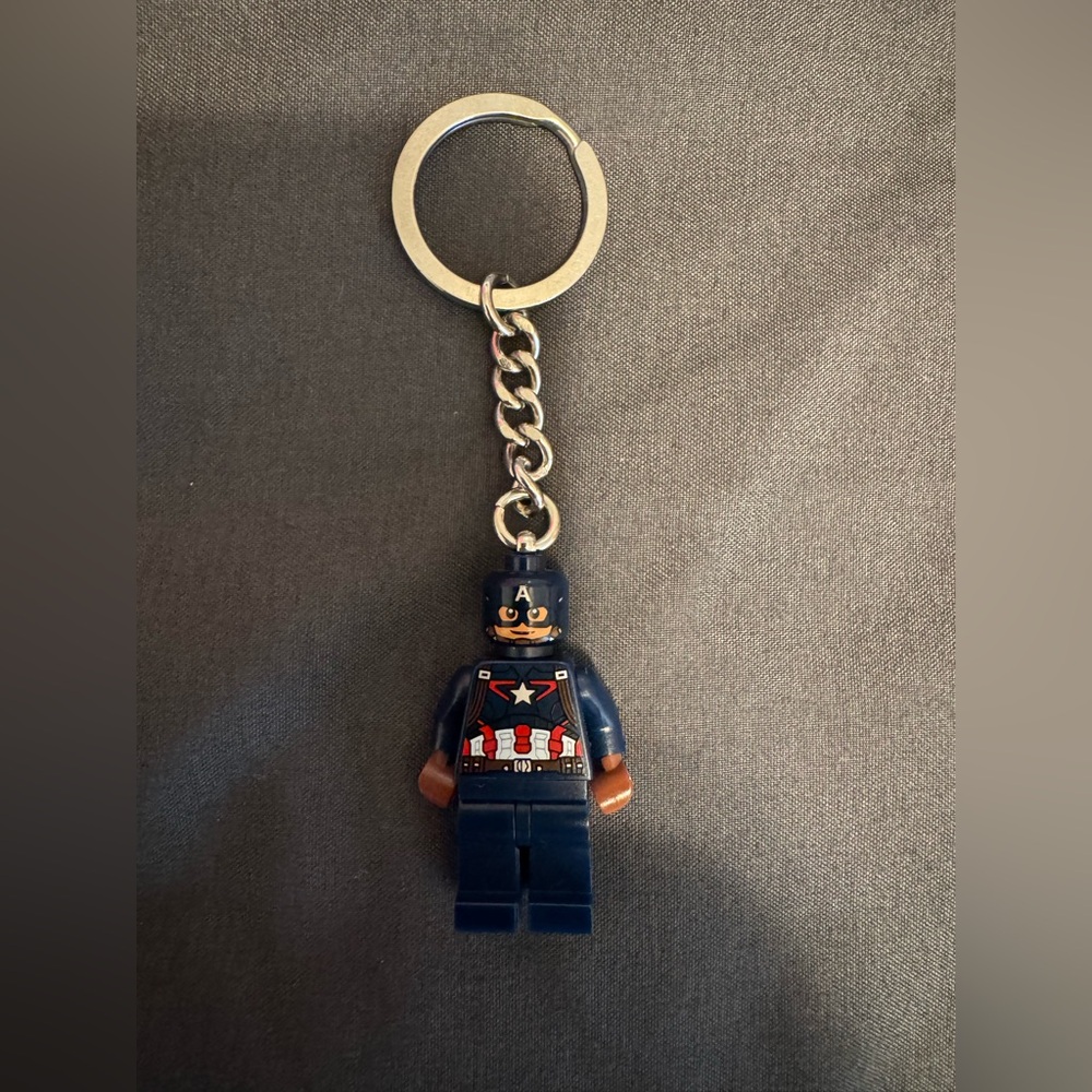 Captain America LEGO Minifigure Keychain
